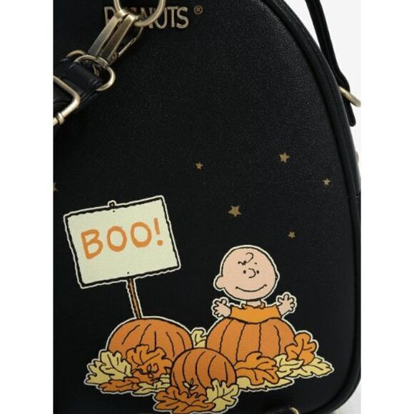 Peanuts Snoopy & Woodstock The Great Pumpkin Convertible Light-Up Backpack - Picture 5 of 6